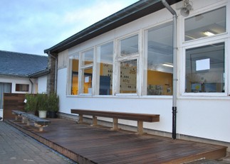 cour P1-P2 terrasse.JPG